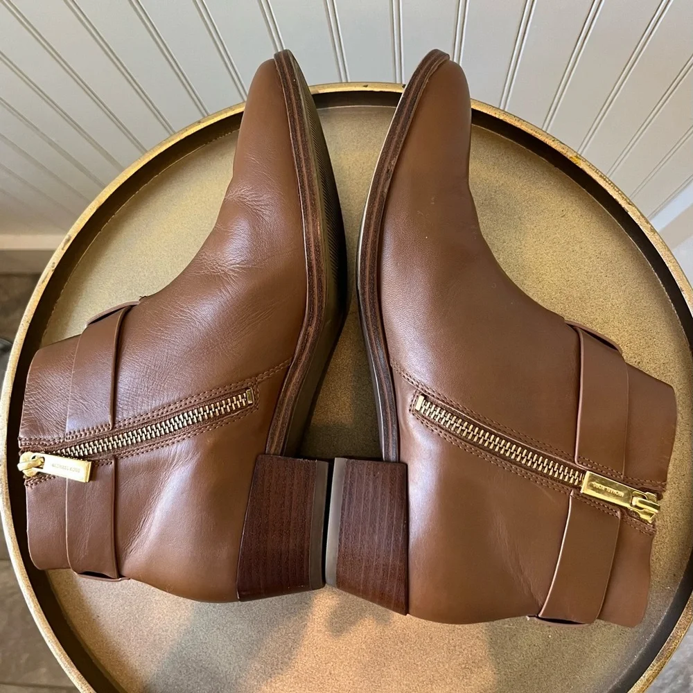 MICHAEL MICHAEL KORS HARLAND LEATHER ANKLE BOOTIE | TAN | SIZE: 8M | EUC - Picture 6 of 9